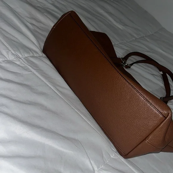Authentic Leather Coach Purse - Picture 5 of 9